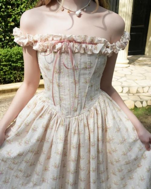 Những xưởng may gia công giá rẻ: Vì sao rủi ro thường cao hơn bạn nghĩ?