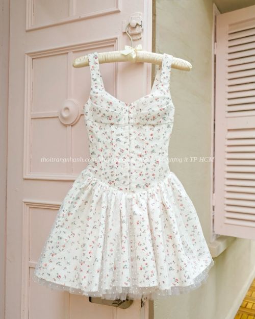 Hướng dẫn cách đặt may mẫu thiết kế từ A-Z cho Shop